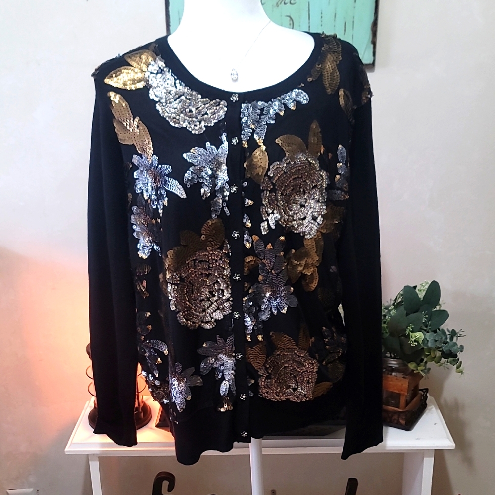 Elegant Black and Gold Sequin Women's Cardian Sweater